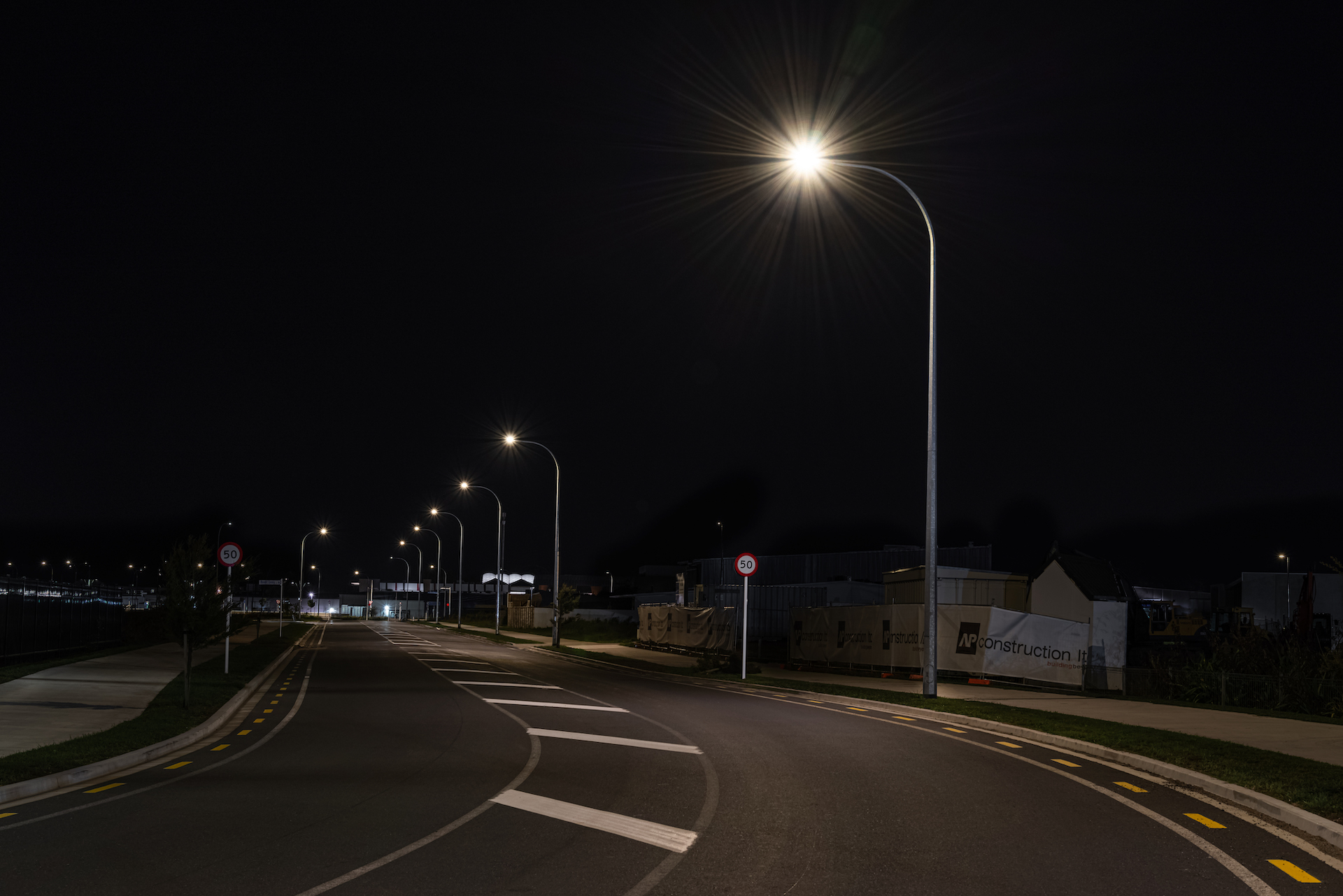 Te Rapa Gateway road at night illuminated by ibex lighting solutions.
