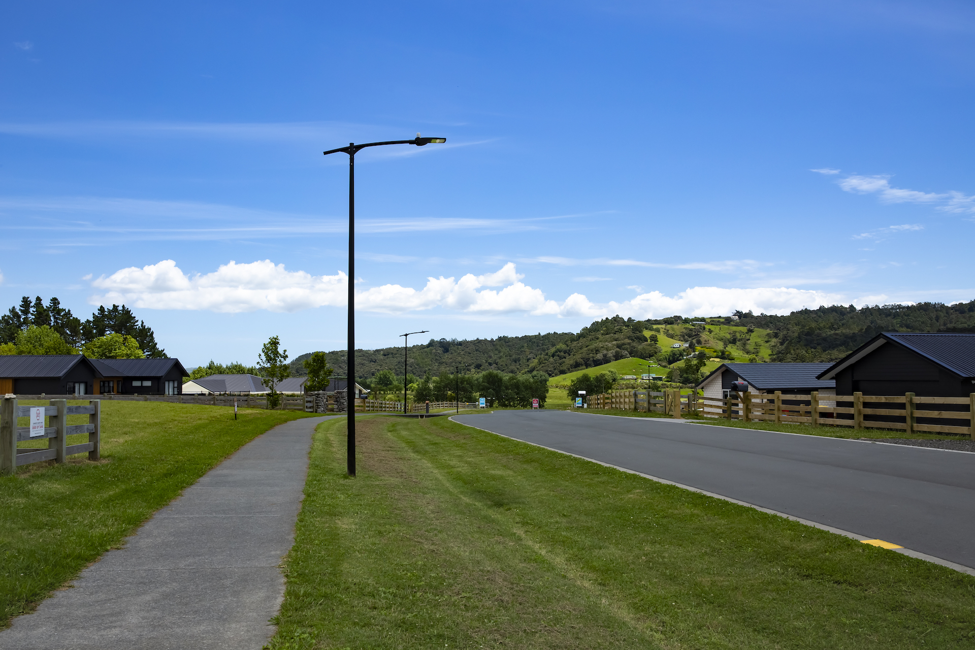 Riverview sidewalk illuminated by ibex lighting solutions.